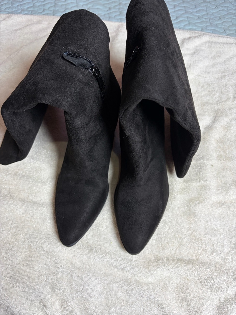 Soda Black Suede Pointed Toe Heeled Boots